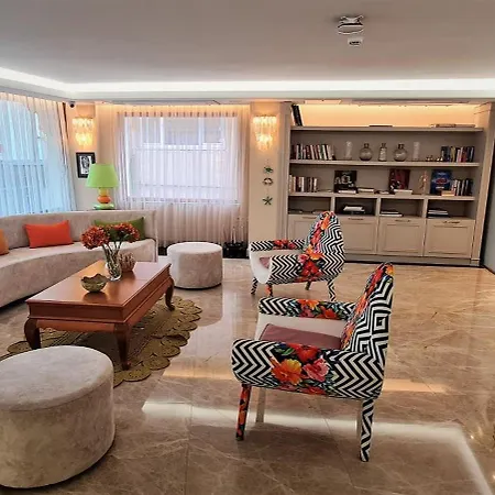 Tuzla Garden & Hotel 4*