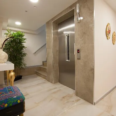 Tuzla Garden & Hotel 4*