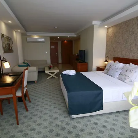 Tuzla Garden & Hotel