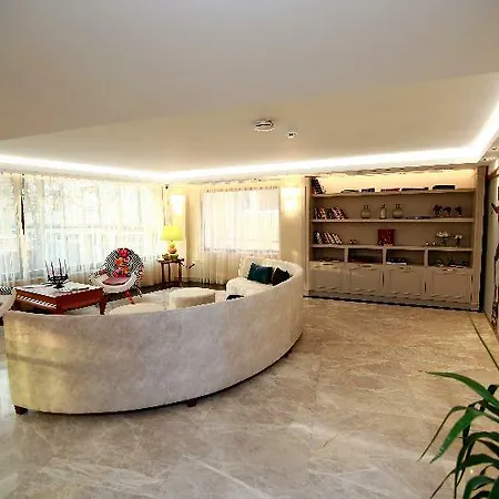 Tuzla Garden & Hotel 4*