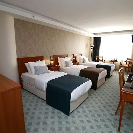 Tuzla Garden & 4*