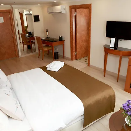 Hotel Tuzla Garden &