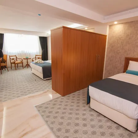 Tuzla Garden & Hotel 4*